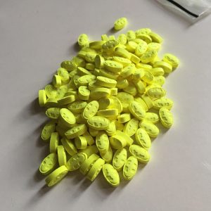 Pērciet 2CB